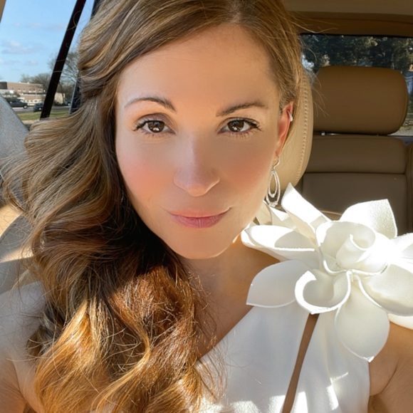 Absolutely Stunning Gown! - Picture 2 of 6